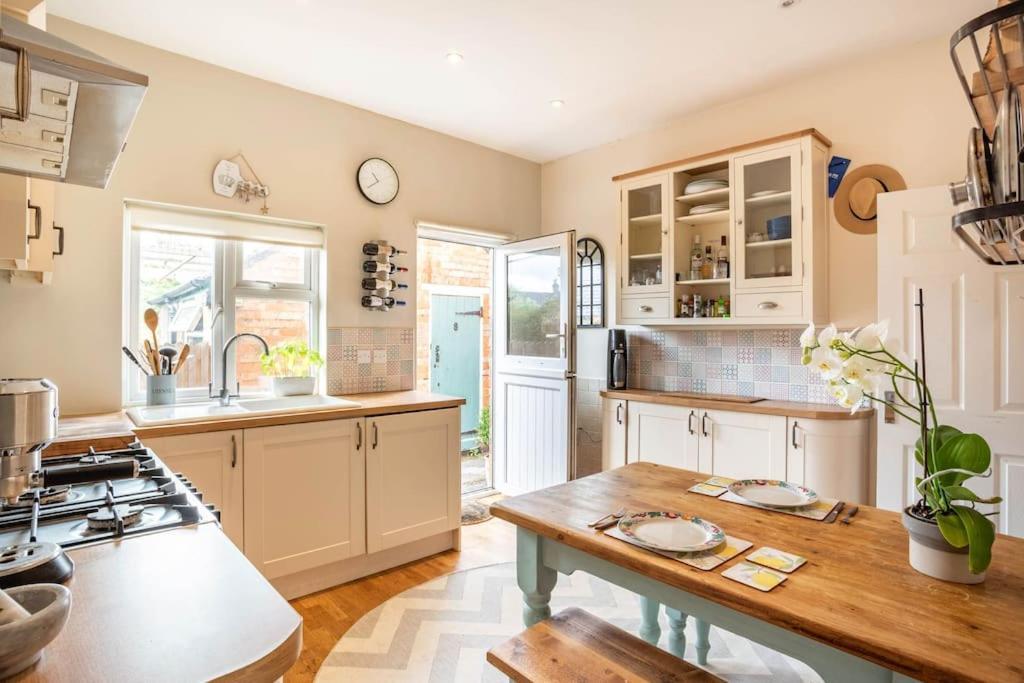 Duck Terrace With Gym Duckling Stays Kibworth Harcourt Buitenkant foto